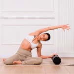 Wałek do masażu roller 15x60cm czarny REBEL ACTIVE