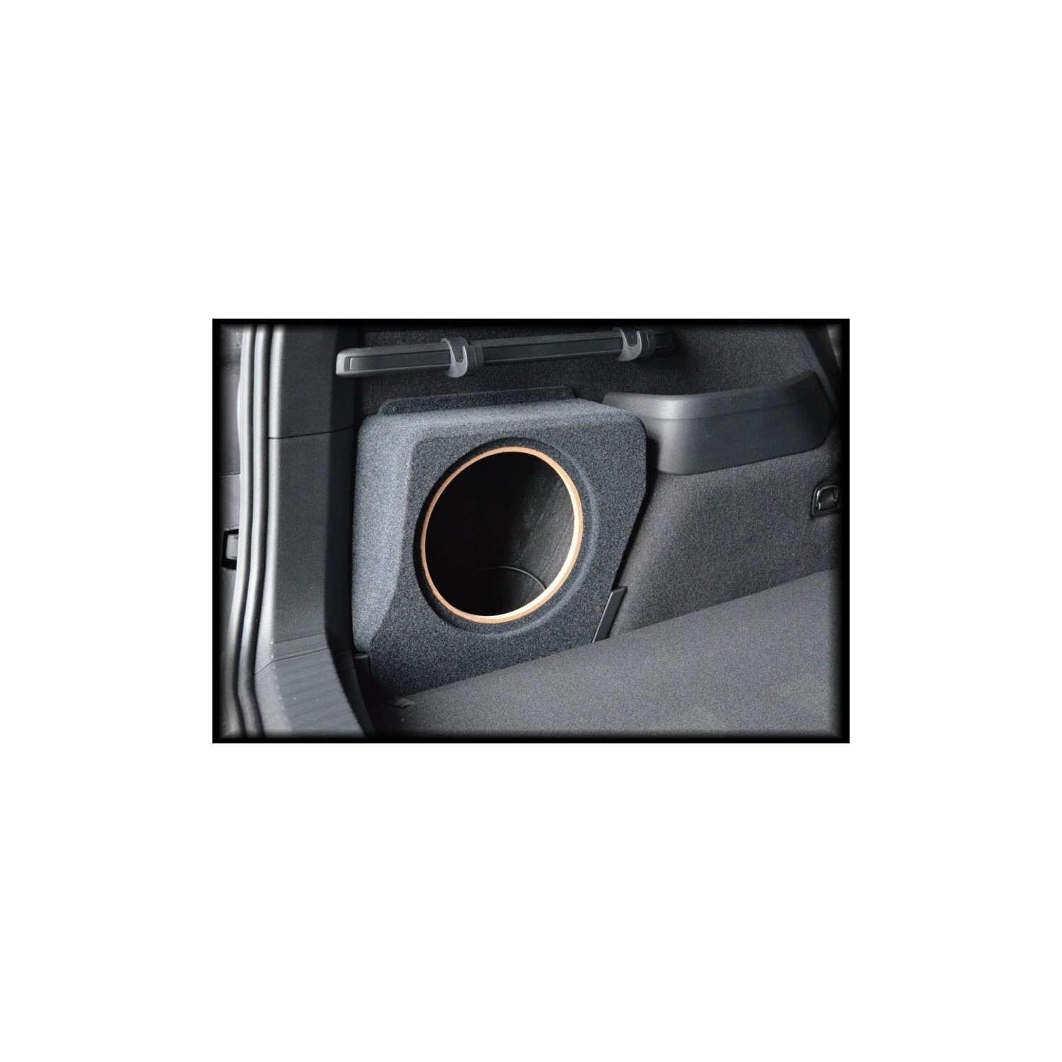 Obudowa subwoofera BASSER FBskod10 Skoda Kodiaq